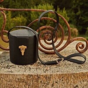 Doen Sylvie Black Crossbody Bag